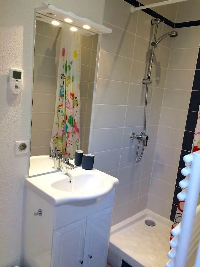 Charmant Studio Apartment Vichy 0*,  France